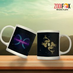 hot Pisces Gold Mug zodiac presents for astrology lovers – PISCES-M0012