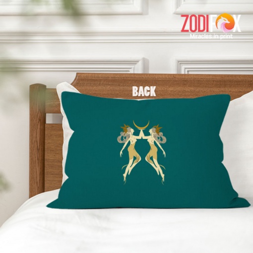 personalised Gemini Woman Throw Pillow birthday zodiac gifts for horoscope and astrology lovers – GEMINI-PL0004