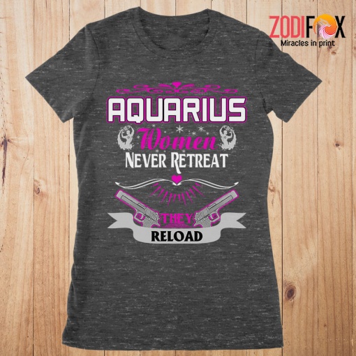 dramatic Aquarius Women Never Retreat Premium T-Shirts