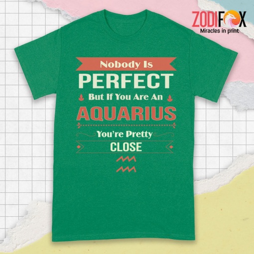 special You're Pretty Close Aquarius Premium T-Shirts