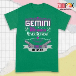dramatic Gemini Women Never Retreat Premium T-Shirts