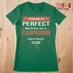 meaningful You're Pretty Close Capricorn Premium T-Shirts