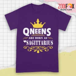awesome Queens Are Born As Sagittarius Premium T-Shirts
