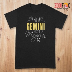 awesome I Am A Gemini Not A Magician Premium T-Shirts - GEMINIPT0292