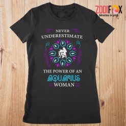 wonderful The Power Of An Aquarius Woman Premium T-Shirts