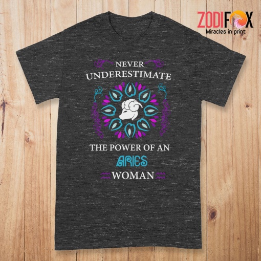 awesome The Power Of An Aries Woman Premium T-Shirts