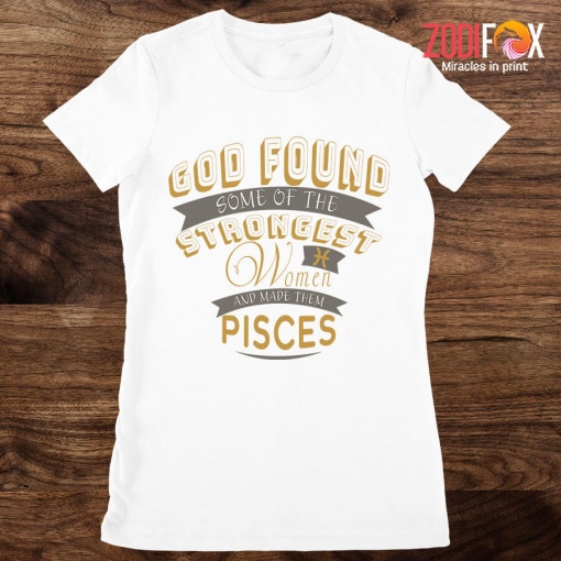 latest The Strongest Women Pisces Premium T-Shirts