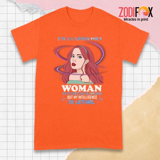special I'm A Capricorn Woman Premium T-Shirts